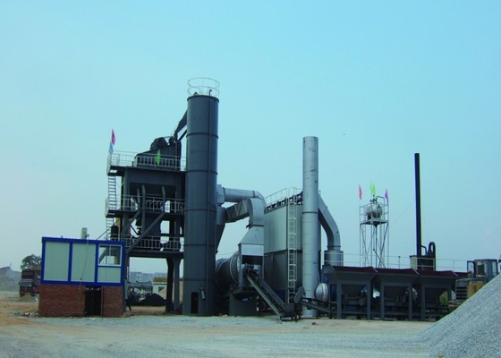 Chine l'usine 50Tons de mélange d'asphalte de Bitument de contrôle de PLC de l'ensemble 160TPH complet a fini la poubelle de Storge fournisseur